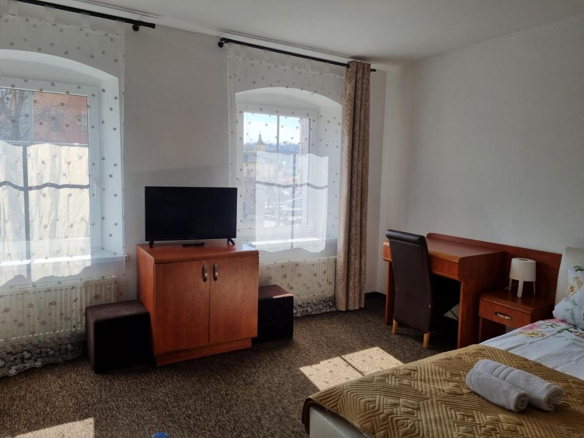Przy Zelaznym Moscie Bed & Breakfast *