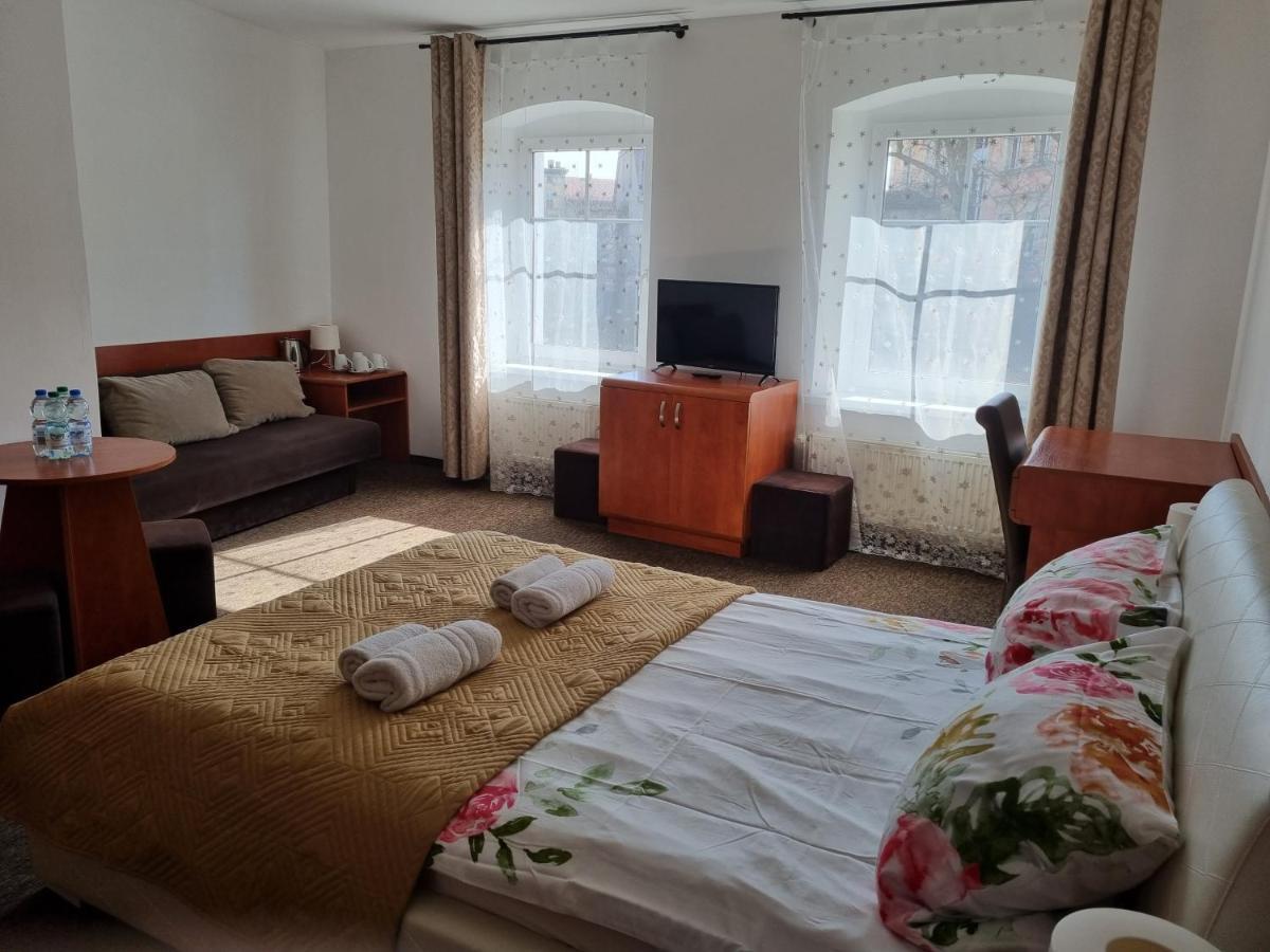 Przy Zelaznym Moscie Bed & Breakfast *
